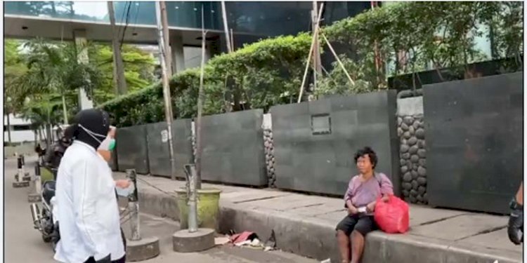   Setelah menjabat Mensos, Risma sudah beberapa kali blusukan di beberapa lokasi di Jakarta/Repro