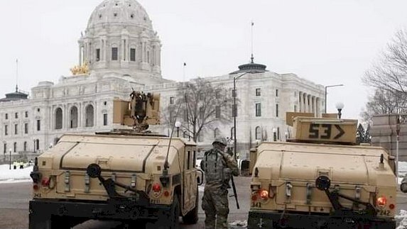 Tank bersiaga di Capitol Hill, Amerika Serikat/NYT