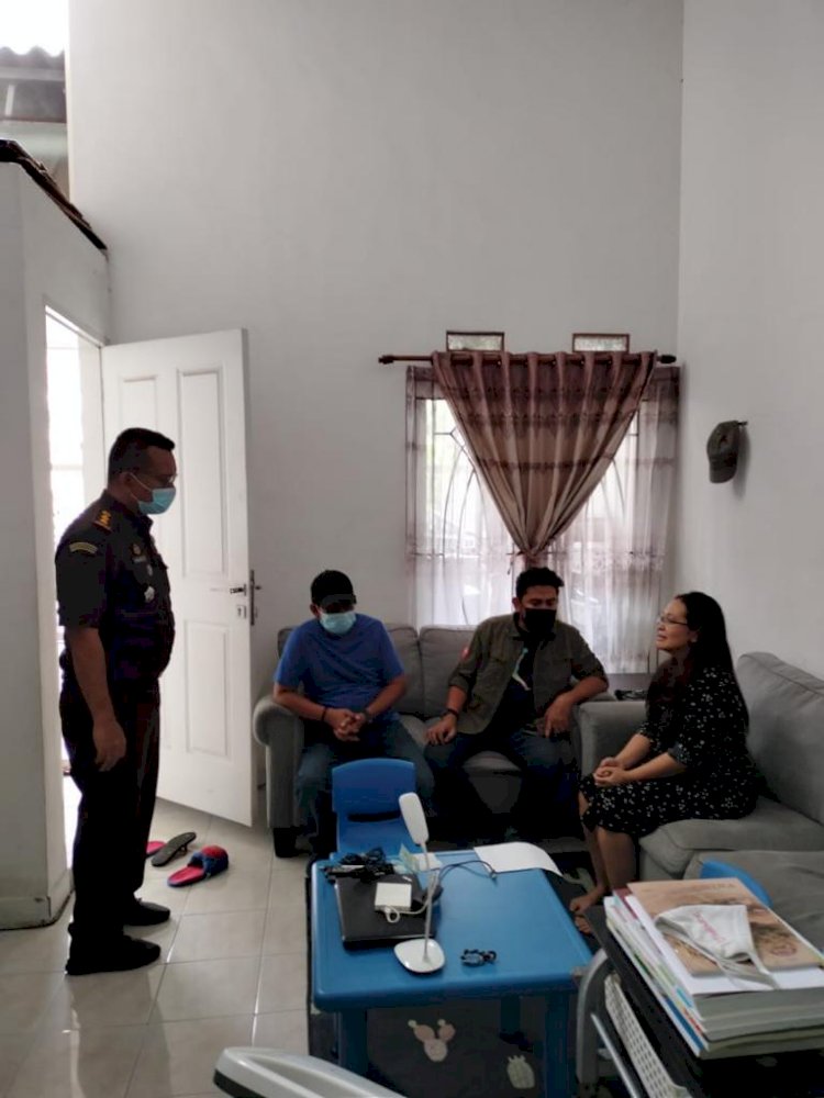 suasana penangkapan tersangka Dewi Susiana Effendy oleh Tim Tabur/Ist