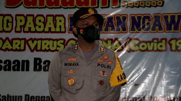 Penutupan pasar hewan oleh Kapolres Ngawi.