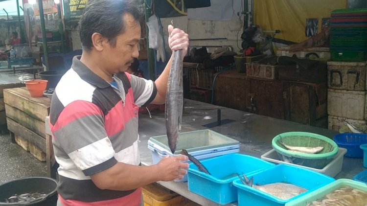 Juned, salah satu pedagang.
