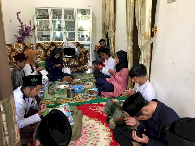 Khotmil Qur'an dan Doa bersama untuk keselamatan bangsa Indonesia oleh PMII Rayon Eksakta/RMOLJatim