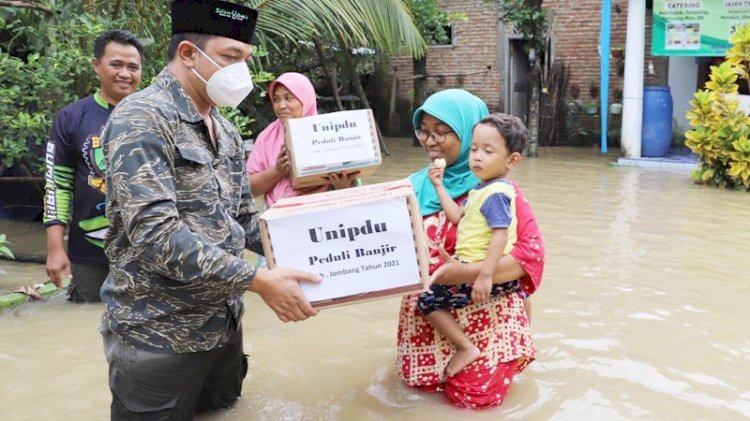 Gus Hans salurkan bantuan untuk korban banjir Jombang/Ist