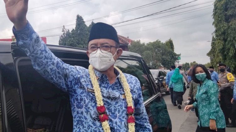 Bupati Ngawi Budi Sulistyono saat pamitan