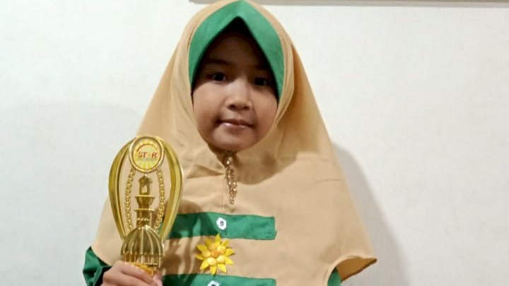 Aishalifa menyabet juara harapan nasional lomba hafalan surat pendek 2021 
