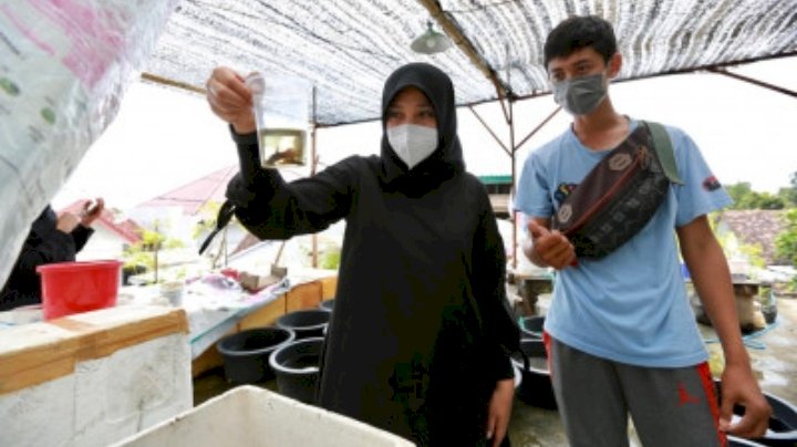 Bupati Ipuk dan Mahasiswa Banyuwangi