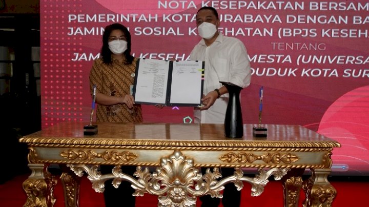 Eri Cahyadi melakukan penandatanganan nota kesepakatan bersama BPJS Kesehatan Cabang Surabaya/RMOLJatim