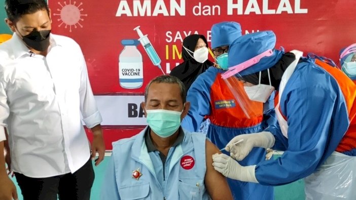 Vaksinasi tingkat ketua RT dan RW di Kediri 