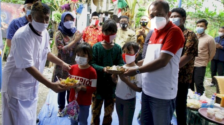 Armudji meresmikan Sanggar Anak Merdeka Indonesia/ist
