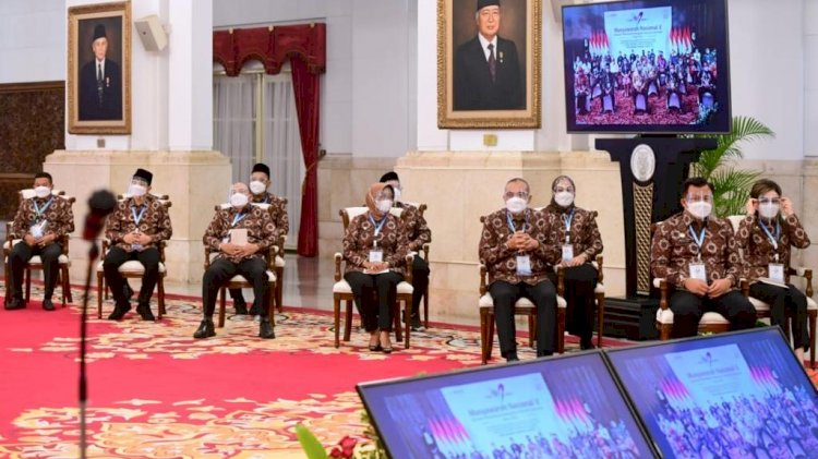 Bupati Gresik saat menghadap Presiden / ist