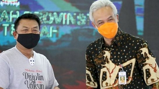 Moeldoko dan Jokowi