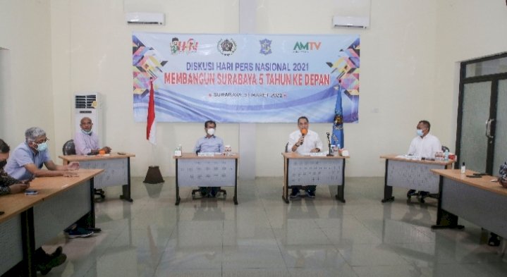 Eri Cahyadi menghadiri acara ‘Diskusi Hari Pers Nasional 2021, Membangun Surabaya 5 Tahun ke Depan’ di PWI Jawa Timur/RMOLJatim