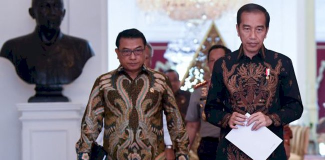 Kepala KSP Moeldoko mendampingi Presiden RI Joko Widodo/Net