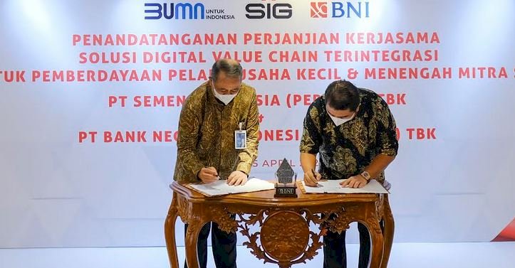 Penandatanganan perjanjian kerja sama Solusi Digital Value Chain untuk Pembiayaan Distributor Mitra SIG/Ist