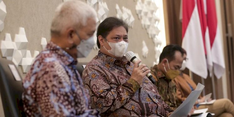 Menko Perekonomian Airlangga Hartarto menerima musisi dari FSMI./Dok