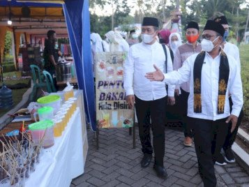 Wakil Bupati Sugirah saat meninjau Akbar Zoo Go Ramadan/Dok Hms
