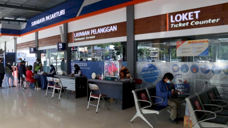 Layanan di Stasiun Pasar Turi Surabaya/ hms