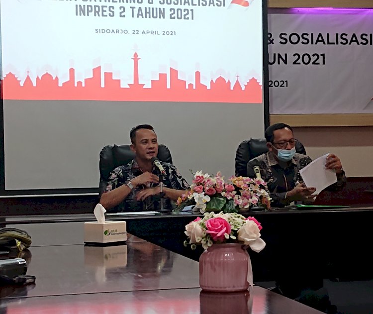  Deputi Direktur Wilayah Jawa Timur, Deny Yusyulian (kiri)/RMOLJatim