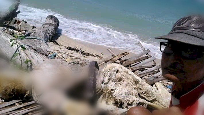 mayat yang ditemukan warga di pantai Dusun Candin, Pulau Mandangin, Sampang, dalam kondisi tidak utuh lagi. (Ist)