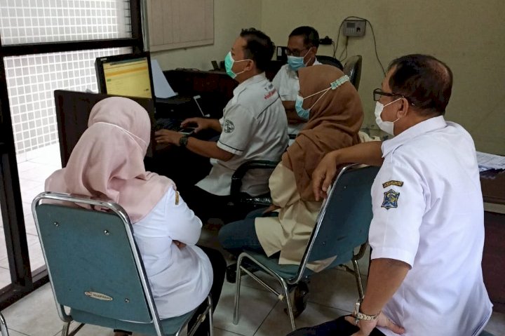 Dinkes sosialisasikan penerapan Universal Health Coverage (Jaminan Kesehatan Semesta ke petugas kelurahan/RMOLJatim