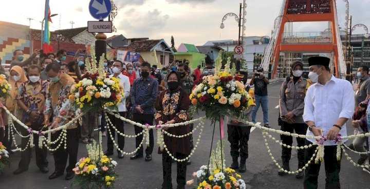 Mensos, Wali Kota Surabaya dan Kajati Jatim saat peresmian Jembatan Sawunggaling dan TIJ/RMOLJatim