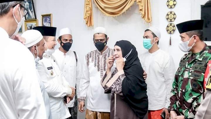 Kunjungan Forkopimda dengan keluarga almarhum habib Sholeh tanggul.