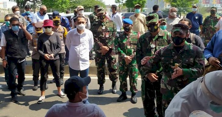 Eri Cahyadi bersama bersama Danpomal, Danlanud dan Forpimda Surabaya mennjau Pos Penyekatan Suramadu/RMOLJatim