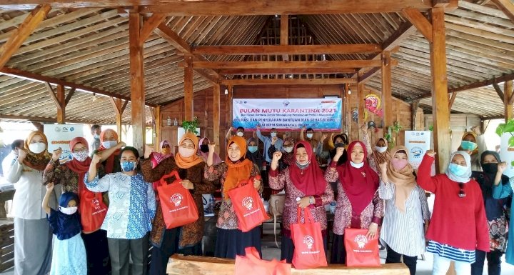 Penyaluran bantuan BKIPM Surabaya 1 dan Mindo Sianipar dalam Bulan Mutu Karantina untuk masyarakat kabupaten Madiun/Ist