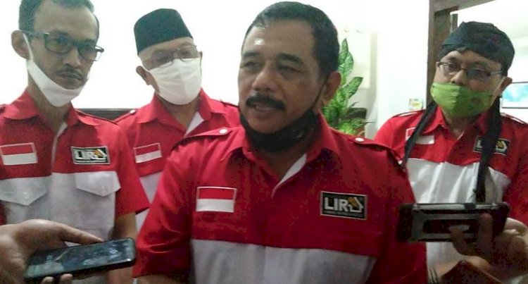 Ketua LSM LIRA DPD Malang Raya, M. Zuhdi Achmadi usai beraudiensi dengan DPRD Kabupaten Malang, beserta jajaran direksi Perumda Tirta Kanjuruhan/ist