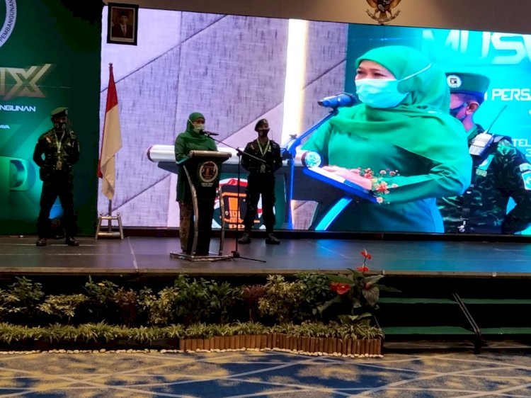 Gubernur Jawa Timur Khofifah Indar Parawansa saat memberikan sambutan di Muswil IX PPP Jatim/RMOLJatim.