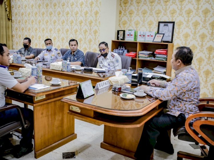 Audiensi Bupati dengan Dishub Jatim di Pendopo Wahyawibawagraha Jember/Ist