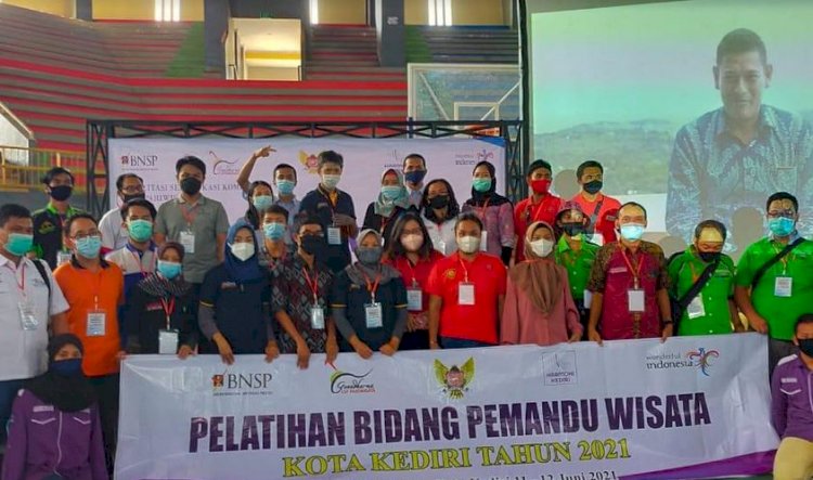 Peserta pelatihan dan sertifikasi pemandu wisata/RMOLJatim