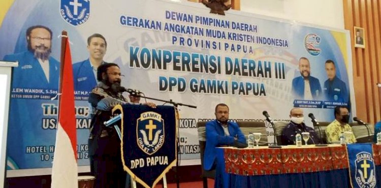 Ketum DPP GAMKI, Willem Wandik saat hadiri Konferda AMKI Papua/Ist