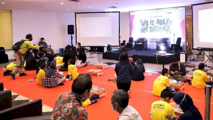  13 anak penyandang tunanetra di acara Public Movement bertemakan 'This Is Ability Not Disability'/ist