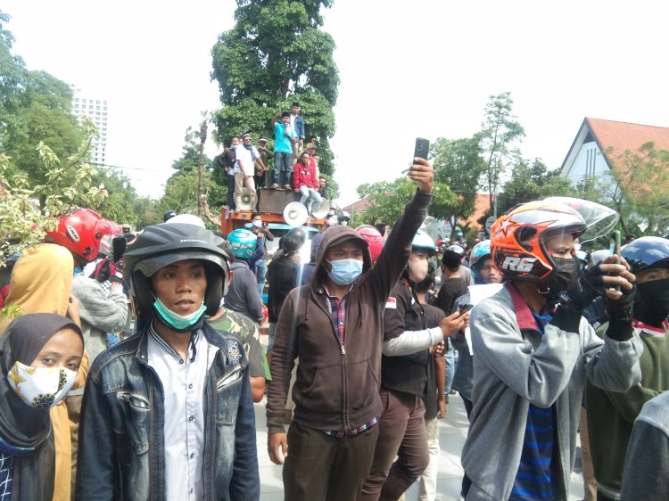 Demo warga Madura di Surabaya/RMOLJatim