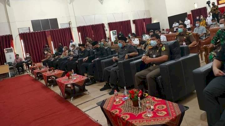 acara Posbankum di Aula Serbaguna Fakultas Hukum Universitas Jember