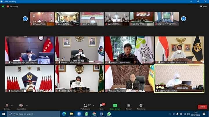 Tampilan layar Rakor Implementasi PPKM Darurat di Jatim dan Bali secara virtual/Repro