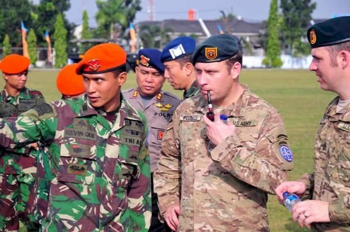 Militer Indonesia-Amerika saat latihan bareng/Net