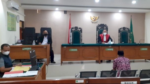 Sidang Tipiring Kades Temuguruh, Asmuni yang melanggar Ketertiban Umum/RMOLJatim