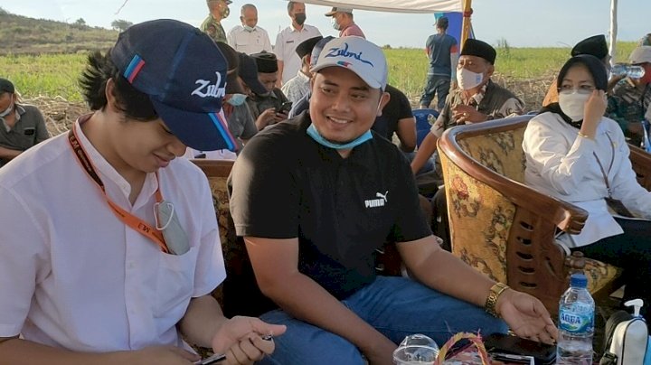 Sekretaris Komisi II DPRD Kabupaten Probolinggo, Reno Handoyo saat bersama Pembina HIPMI Kabupaten Probolinggo, Zulmi Noer Hasani. /RMOLJatim