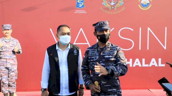 Wali Kota Eri bersama Pangkoarmada II Laksda Iwan/RMOLJatim