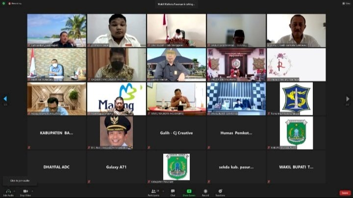 Forum Komunikasi Wakil Kepala Daerah Se - Jawa Timur secara daring/ist