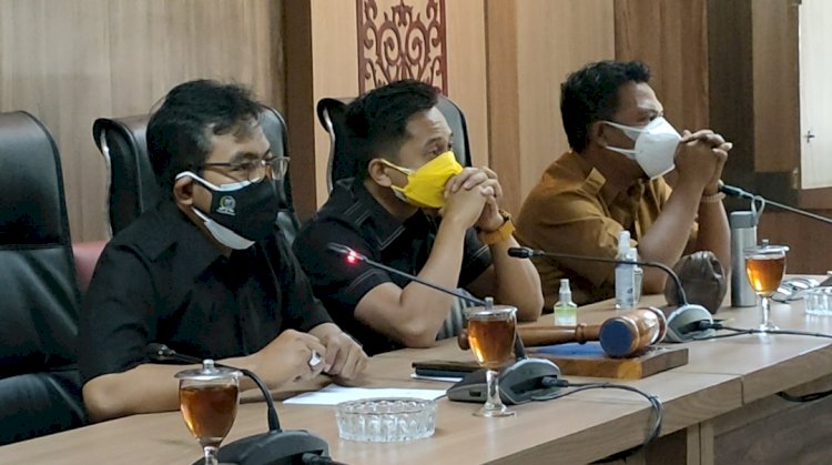  Ketua DPRD Kabupaten Probolinggo, Saat memimpin Audiensi bersama Apdesi/RMOLJatim