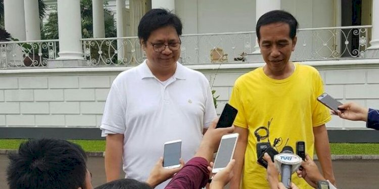 Menko Perekonomian, Airlangga Hartarto (kiri) dan Presiden Joko Widodo sebelum pandemi Covid-19/RMOL