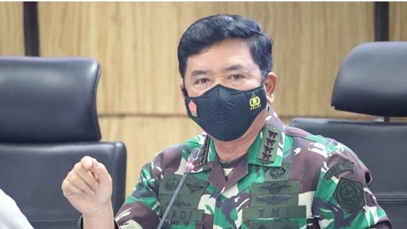 Panglima TNI, Marsekal Hadi Tjahjanto saat memimpin rapat terkait penanganan Covid-19/Ist