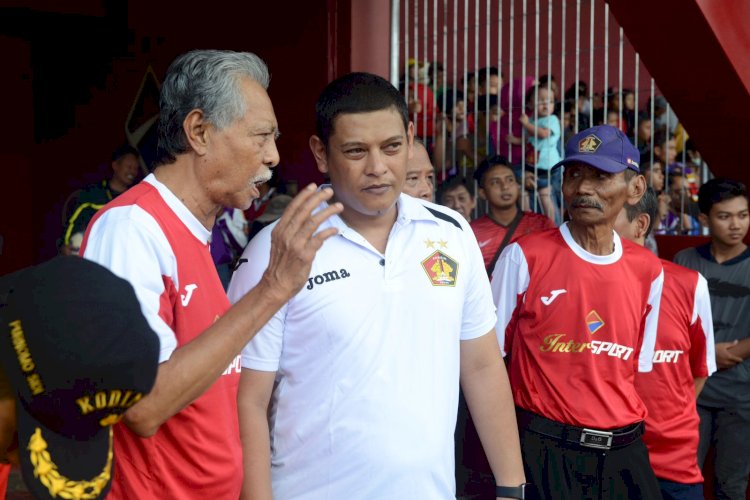 Kenangan Wali Kota Kediri ,Abdullah Abu Bakar bersama HA Maschut/Ist