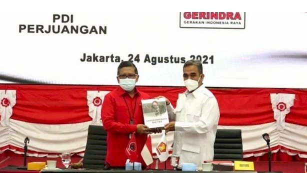 Sekjen PDIP Hasto Kristiyanto dan Sekjen Gerindra Ahmad Muzani di Kantor DPP PDIP/Net