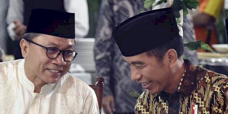 Ketua Umum PAN Zulkifli Hasan dan Presiden Joko Widodo dalam satu kesempatan/Net