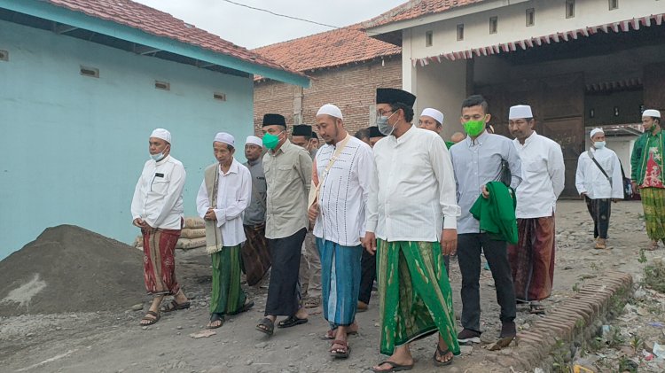 Sekjen DPP PPP saat meninjau langsung Ponpes Nurul Qodim di Kecamatan Paiton/RMOLJatim