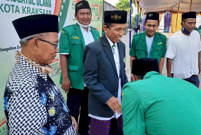 KH Abdul Wasik Hannan saat bersama KH Sihabudin Sholeh di Kawal Ansor. Net